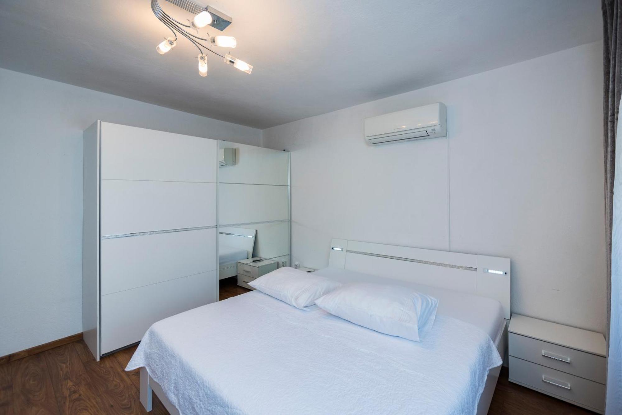 M&M Pelivan Apartments Solin Dış mekan fotoğraf