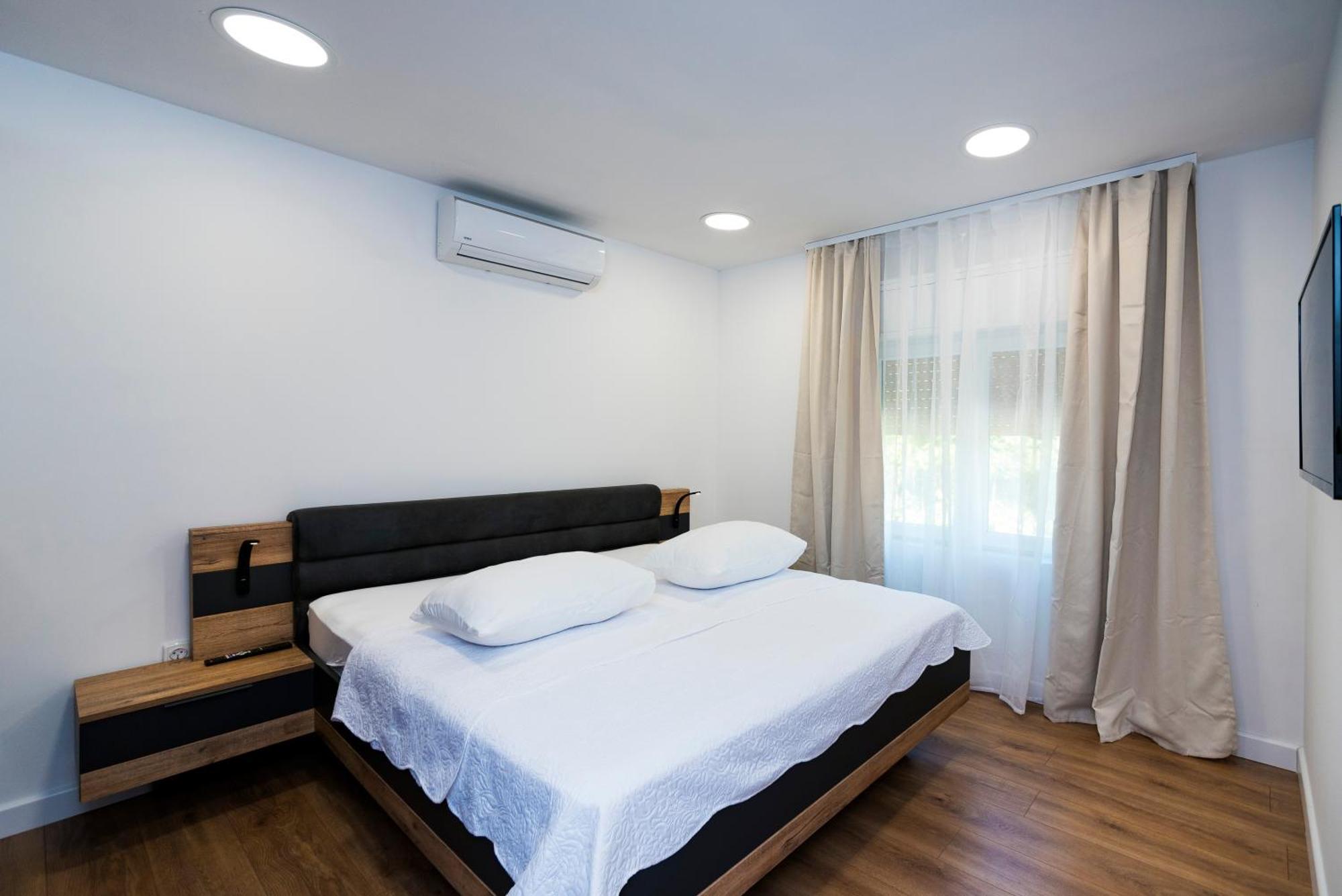 M&M Pelivan Apartments Solin Dış mekan fotoğraf