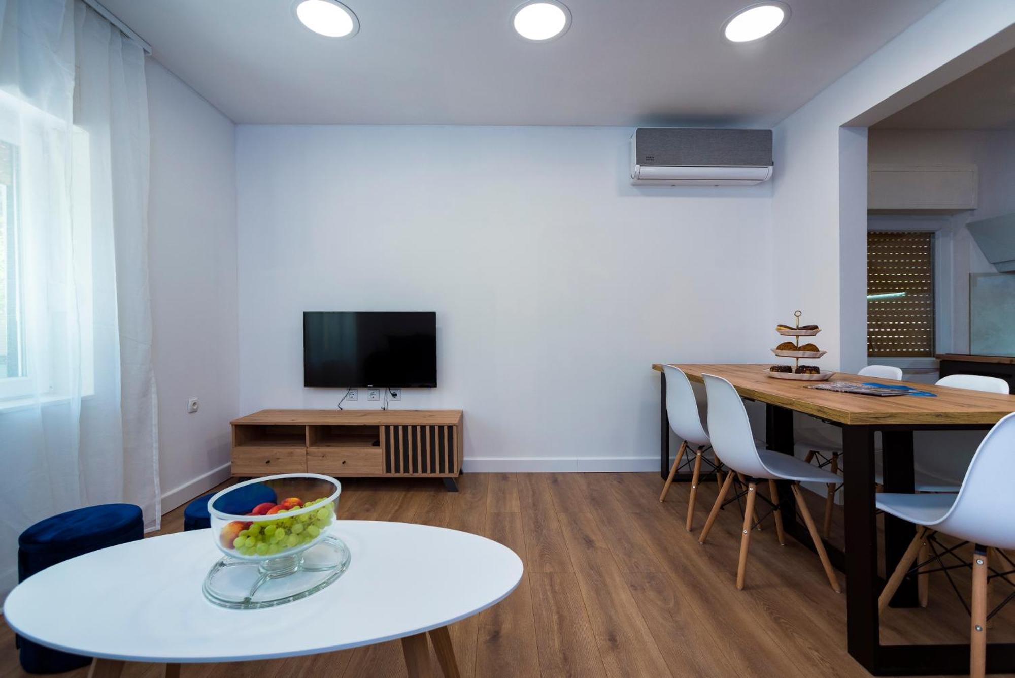 M&M Pelivan Apartments Solin Dış mekan fotoğraf